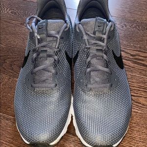 Men’s Tennis Shoes